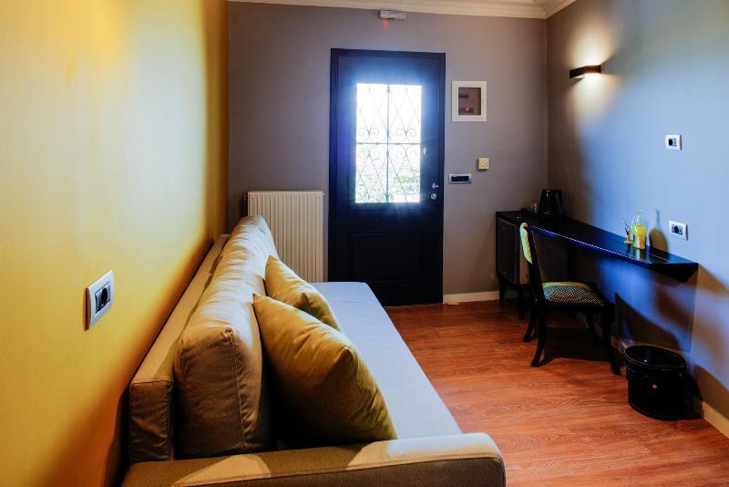Aethra Boutique 3*